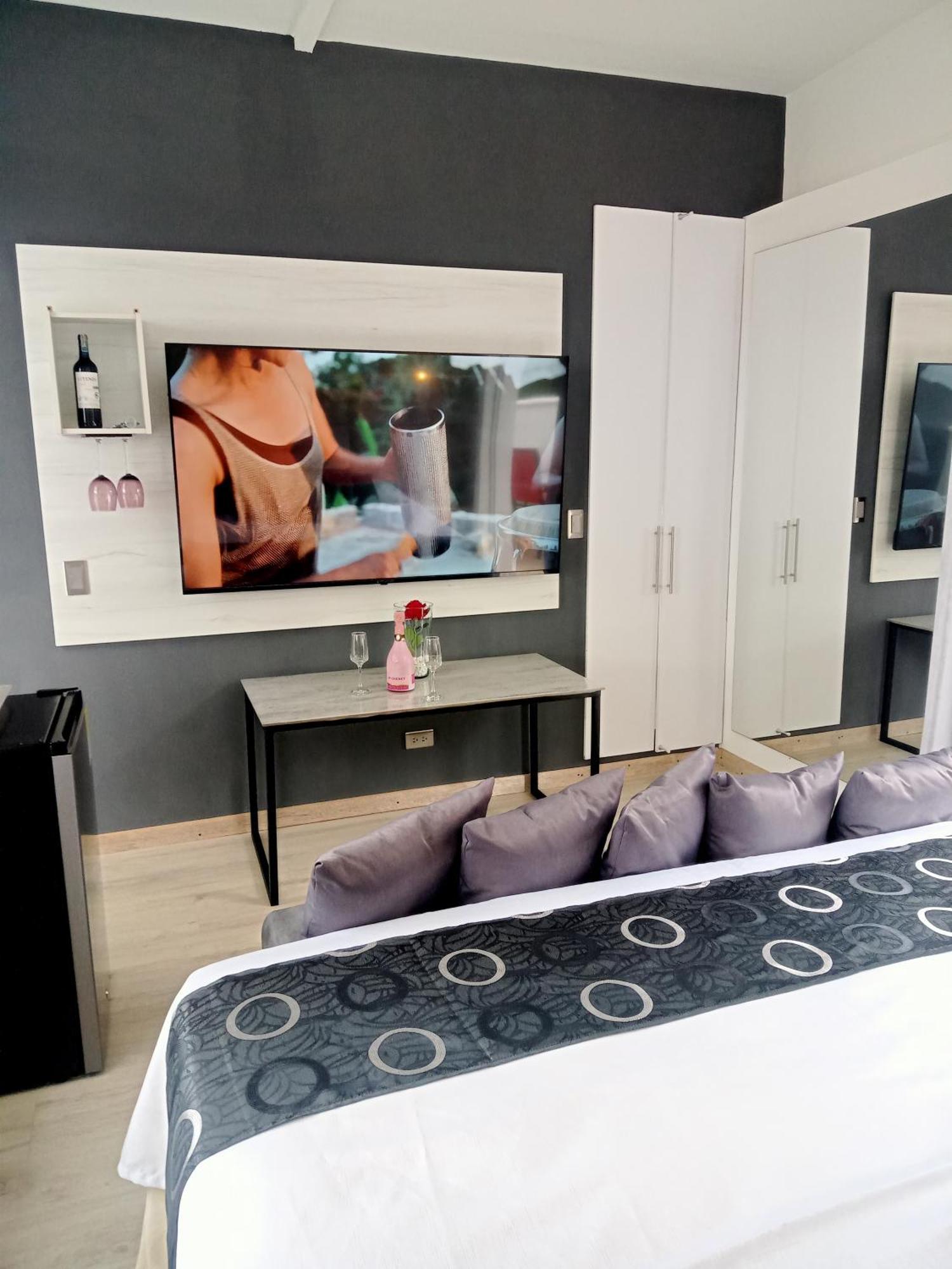 Penthouse Mirador Samsara Bed & Breakfast La Calera Bagian luar foto